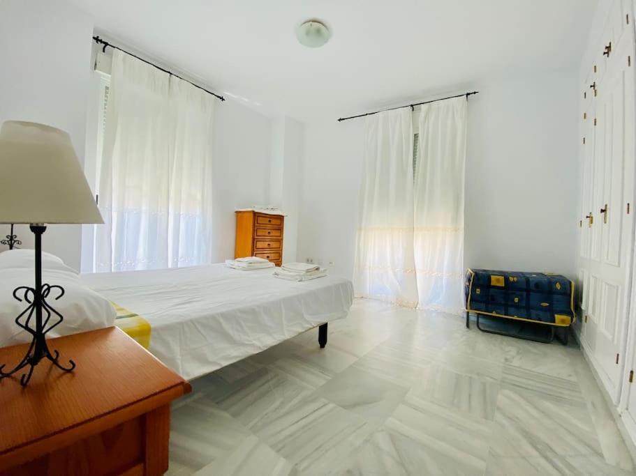 Villa Palacio Playa Y Piscina Grupo Ac Gestion Кадис Экстерьер фото